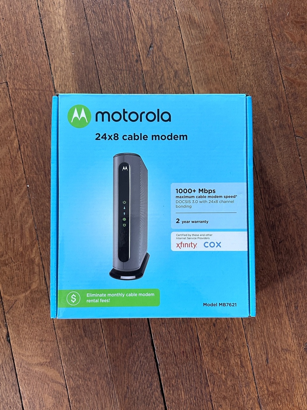 Motorola 24x8 Cable Modem in Blue and Green Packaging